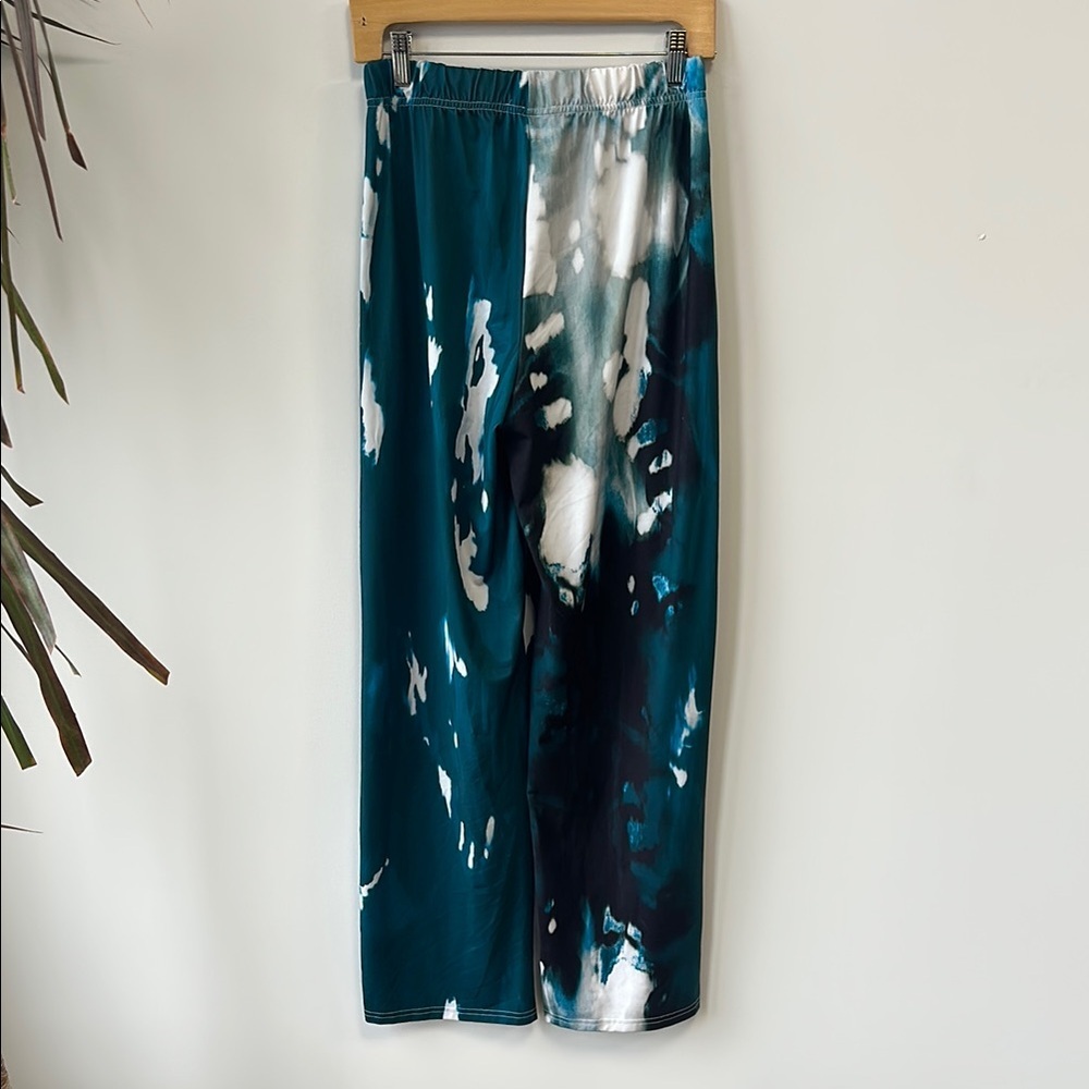 Beyond this Plane Sz Medium Tie Dye Pantsuit - Picture 7 of 15